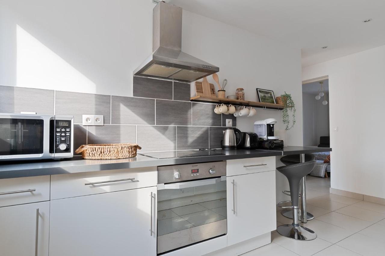 Appartement Spacieux 1 Chambre Parking Gratuit วาลองซ์ ภายนอก รูปภาพ
