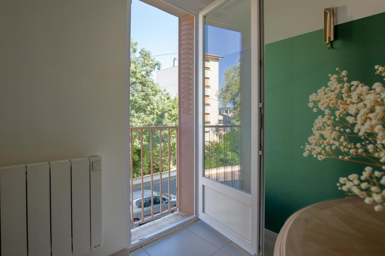 Appartement Spacieux 1 Chambre Parking Gratuit วาลองซ์ ภายนอก รูปภาพ