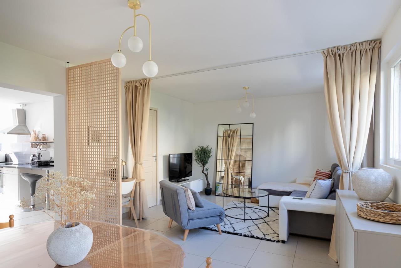 Appartement Spacieux 1 Chambre Parking Gratuit วาลองซ์ ภายนอก รูปภาพ